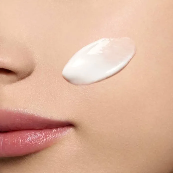 CLARINSBright Plus Emulsion Hydratante Anti-taches