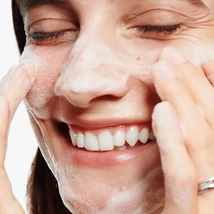 CLINIQUEAll About Clean™ Savon Visage Liquide Doux - Peaux sèches à mixtes
