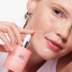 CLINIQUEMoisture Surge™ Sérum Actif Illuminateur Visage