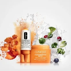 CLINIQUESuperdefense SPF 25                 Soin Multi-correction Fatigue + 1ers Signes de l'Âge - Peaux Sèches à Mixtes