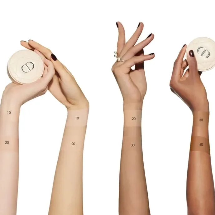 Dior Forever Cushion Powder Poudre Libre Soin Ultra-fine & Fraîche