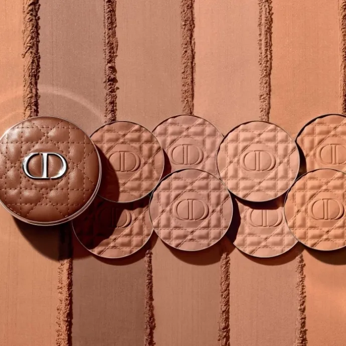 Dior Forever Nude Bronze Poudre Bronzante Fini Éclat Naturel ou Mat