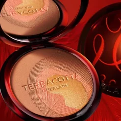 GUERLAINTerracotta Peacock                La Poudre Bronzante - 96% d’Ingrédients d’Origine Naturelle - Édition limitée