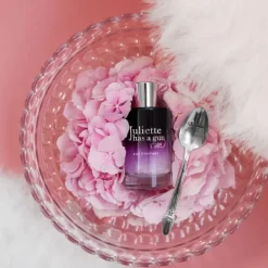 Juliette Has a GunLili Fantasy                Eau de Parfum