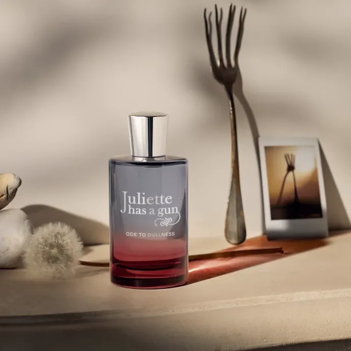 Juliette Has a GunOde to Dullness Eau de Parfum - Format Voyage