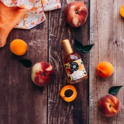 Les Petits PlaisirsPêche Abricot Eau de Toilette
