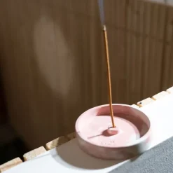 Porte Encens Bloom Multicolore en Béton