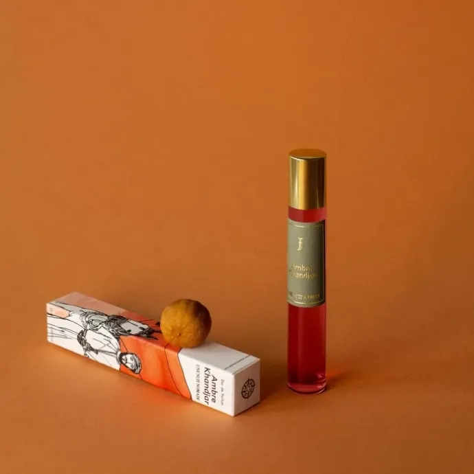 Une Nuit NomadeAmbre Khandjar Eau de Parfum - Format Voyage